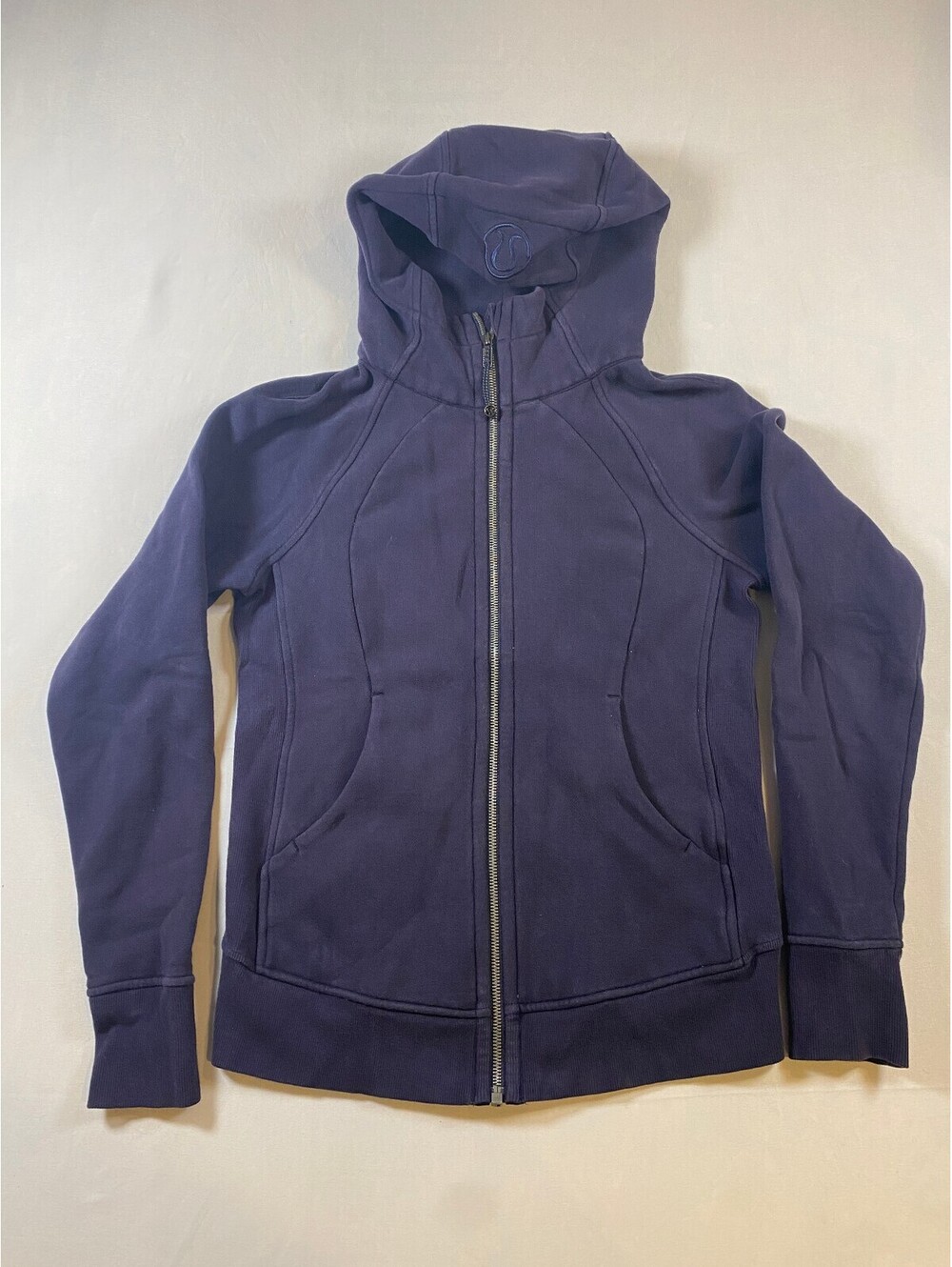 Lululemon women's full-zip Scuba hoodie size 6